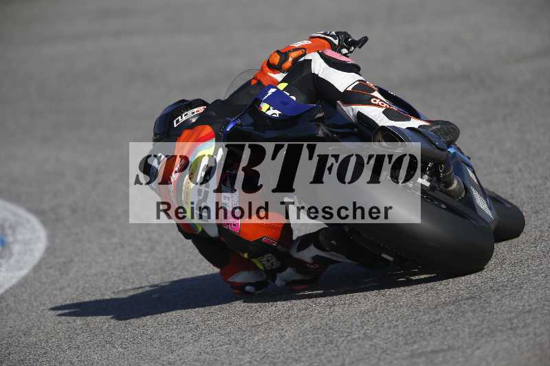 /Archiv-2024/02 29.01.-02.02.2024 Moto Center Thun Jerez/Gruppe gelb-yellow/backside